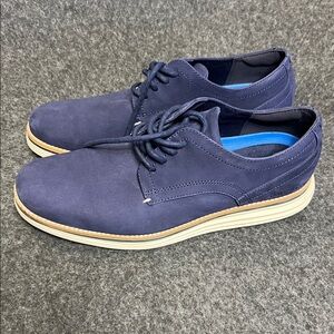 Cole Haan Men's OG Cloudfeel Energy Merid PT Oxford in a blue nubuck